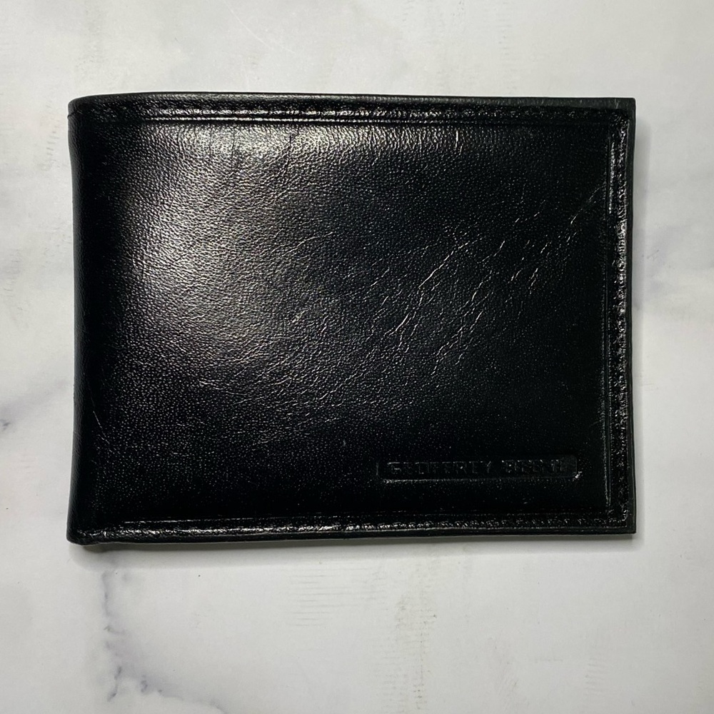 NWOT Geoffrey Beene Mens wallet